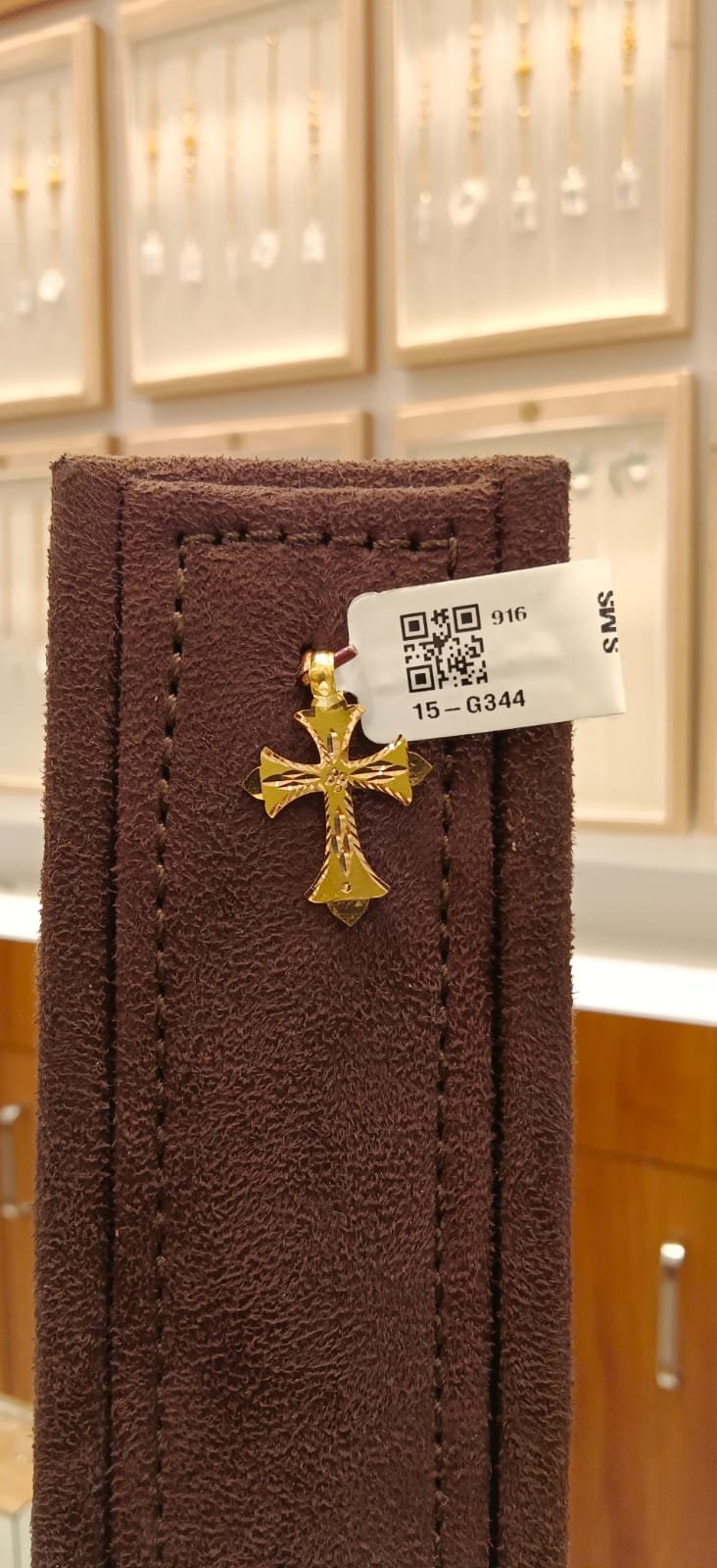 Cross Dollar